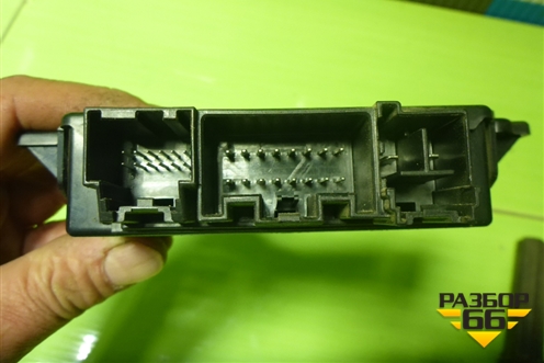 Блок электронный (управления обогрева сиденья) (13575063) для Chevrolet Cruze c 2009-2015г (Круз)