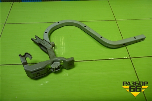 Петля крышки багажника левая для Kia Spectra с 2001г (Спектра)