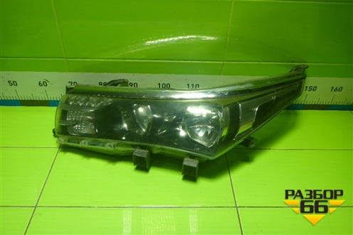 Фара левая (до 2016г галоген) (8117002E70) для Toyota Corolla (E18) с 2012-2019г (Королла 180)