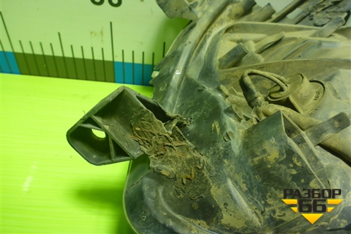 Фара правая (до 2016г галоген) (8111002E70) для Toyota Corolla (E18) с 2012-2019г (Королла 180)