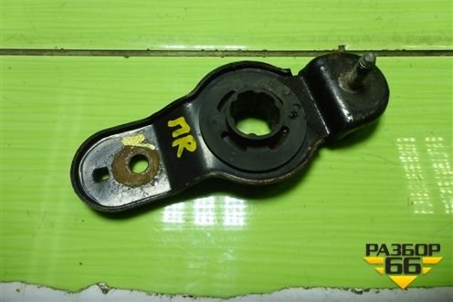 Кронштейн радиатора правый для Kia Spectra с 2001г (Спектра)