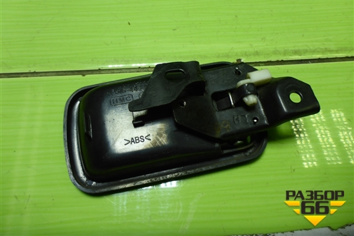 Ручка внутренняя двери левой (8261644300) для Hyundai Porter с 1996-2011г (Портер)