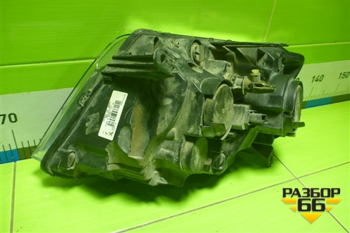 Фара правая (галоген) (260103169R) для Nissan Terrano с 2014г (Терано)