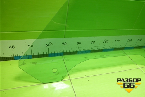 Стекло двери передней левой для Mini Cooper R52 (Купер) Стекло двери передней левой для Mini Cooper R52 (Купер)