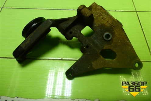 Кронштейн компрессора кондиционера (977024B200) для Hyundai Porter с 1996-2011г (Портер)