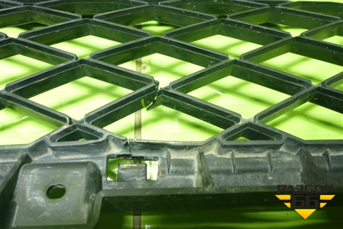 Решетка в передний бампер центральная для Genesis GV80 с 2020г (ГВ80) Решетка в передний бампер центральная для Genesis GV80 с 2020г (ГВ80)