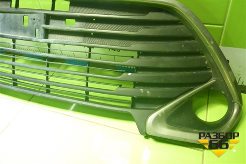 Решетка в передний бампер центральная (после 2014г) (5311233160) для Toyota Camry V50 с 2011-2018г (Камри) Решетка в передний бампер центральная (после 2014г) (5311233160) для Toyota Camry V50 с 2011-2018г (Камри)