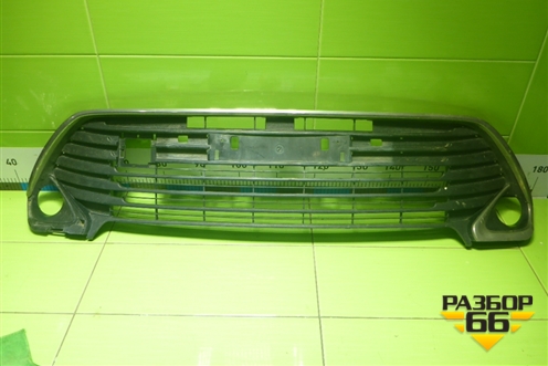 Решетка в передний бампер центральная (после 2014г) (5311233160) для Toyota Camry V50 с 2011-2018г (Камри) Решетка в передний бампер центральная (после 2014г) (5311233160) для Toyota Camry V50 с 2011-2018г (Камри)