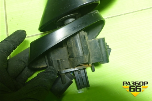 Зеркало правое электрическое (на 3 контакта) для Mini Cooper R52 (Купер) Зеркало правое электрическое (на 3 контакта) для Mini Cooper R52 (Купер)