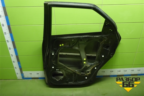 Дверь задняя правая (67510SMGE00ZZ) для Honda Civic 5D с 2005-2011г (Цивик)