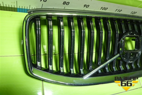 Решетка радиатора (после 2021г) (32234984) для Volvo XC60 с 2017-2025г (ХС60)