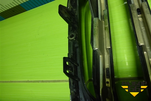 Решетка радиатора (после 2021г) (32234984) для Volvo XC60 с 2017-2025г (ХС60)