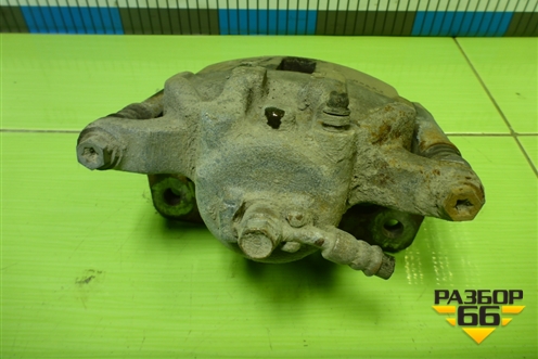 Суппорт передний правый для Honda Civic 5D с 2005-2011г (Цивик)