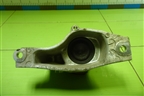 Опора двигателя правая (1.8л R18A2) для Honda Civic 5D с 2005-2011г (Цивик) Опора двигателя правая (1.8л R18A2) для Honda Civic 5D с 2005-2011г (Цивик)