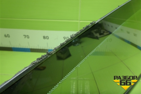 Стекло глухое правое (заднее 3-х дверный кузов) для Opel Corsa D с 2006-2014г (Корса Д)