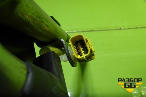 Замок ремня безопасности передний с пиропатроном левый (81816SMGE121) для Honda Civic 5D с 2005-2011г (Цивик)