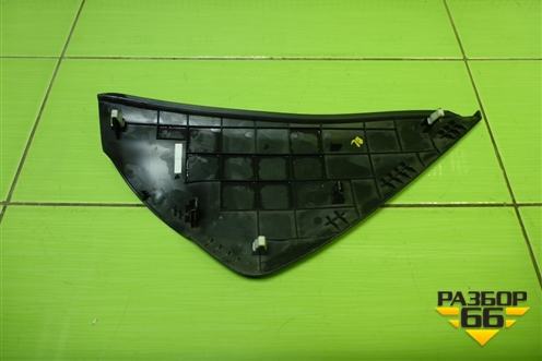 Накладка на торпедо (боковая левая) (847154Y100) для Kia Rio с 2011-2016г (Рио 3)