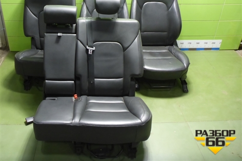 Сиденья комплект (AIR BAG подогрев мех.регулировка) для Hyundai Santa Fe с 2012-2018г (Санта Фе)