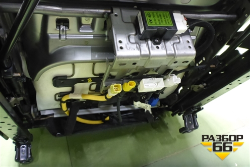 Сиденья комплект (AIR BAG подогрев мех.регулировка) для Hyundai Santa Fe с 2012-2018г (Санта Фе)