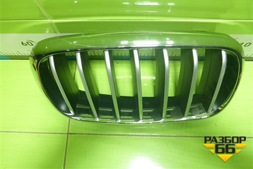 Решетка радиатора правая (7316076) для BMW X5 F15 с 2013г (Х5 Ф15)