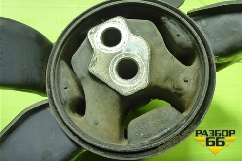 Опора КПП левая (218321R200) для Kia Rio с 2011-2016г (Рио 3)