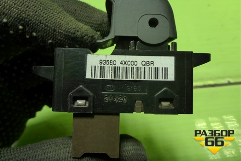Кнопка стеклоподъёмника (935804X000) для Kia Rio с 2011-2016г (Рио 3)