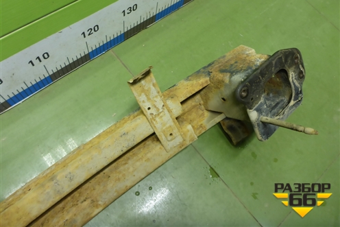 Усилитель заднего бампера (866302W050) для Hyundai Santa Fe с 2012-2018г (Санта Фе)