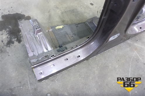 Порог со стойкой правый для Hyundai Santa Fe с 2012-2018г (Санта Фе)