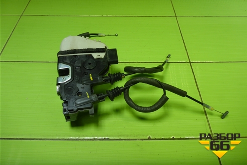 Замок двери передней левой (813102W010) для Hyundai Santa Fe с 2012-2018г (Санта Фе)