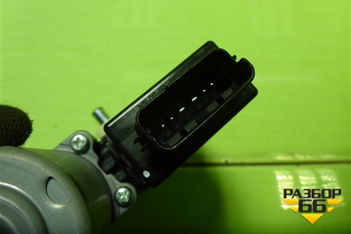 Моторчик стеклоподъёмника передний правый (824602W020) для Hyundai Santa Fe с 2012-2018г (Санта Фе)