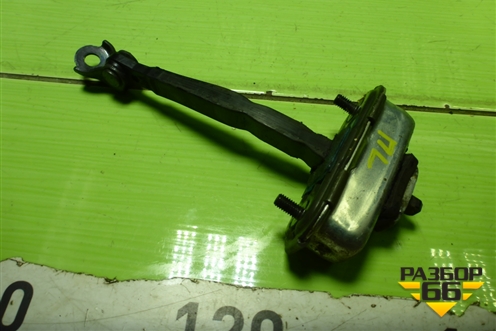 Ограничитель двери передней левой (793802W010) для Hyundai Santa Fe с 2012-2018г (Санта Фе)