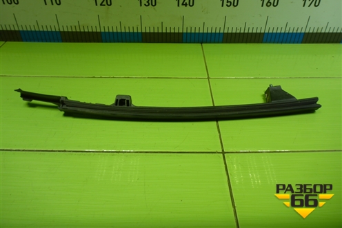 Направляющая стекла двери задней правой (825612W000) для Hyundai Santa Fe с 2012-2018г (Санта Фе)