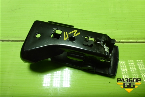 Ручка откидывания заднего сиденья (правая) для Hyundai Santa Fe с 2012-2018г (Санта Фе)