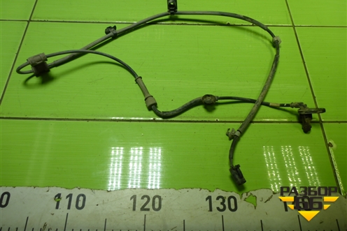 Датчик ABS передний левый (956702W000) для Hyundai Santa Fe с 2012-2018г (Санта Фе)