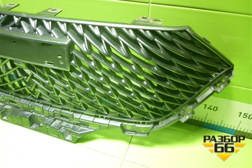 Решетка радиатора (5509100XKZ0YA) для Haval M6 с 2021г (М6)