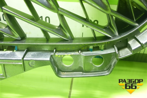 Решетка радиатора (5509100XKZ0YA) для Haval M6 с 2021г (М6)