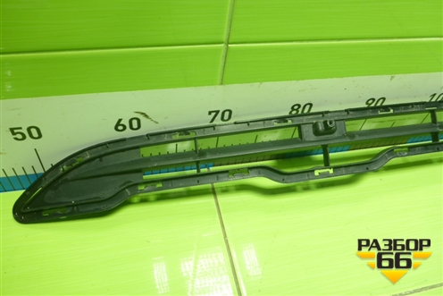 Решетка в передний бампер центральная (A731X01271B) для BAIC X35 с 2019г (Х35)