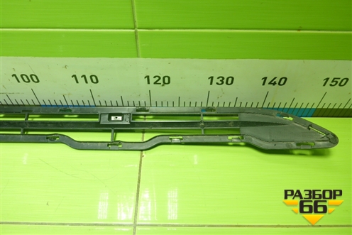 Решетка в передний бампер центральная (A731X01271B) для BAIC X35 с 2019г (Х35)