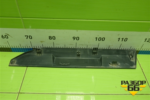 Накладка двери задней левой (75744YK010) для Toyota Rav-4 с 2018г (Рав 4)