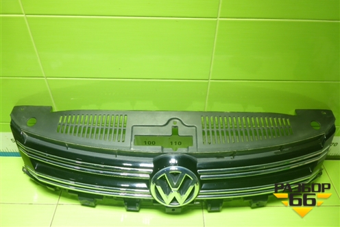 Решетка радиатора (5N0853653E) для Volkswagen Tiguan с 2007-2011г (Тигуан)