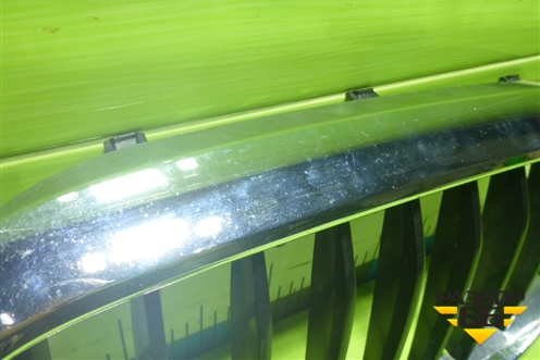 Решетка радиатора левая (51137390863) для BMW 5-серия G30 с 2017г