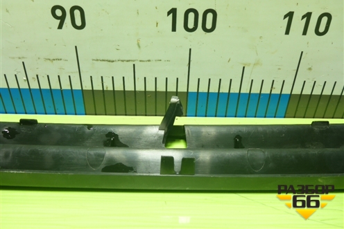 Накладка на решетку радиатора (зимняя) (9682872077) для Citroen C4 с 2005-2011г (С4)