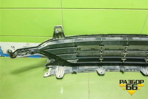 Решетка в передний бампер центральная (86531L2300) для Kia K5 с 2020г (К5)