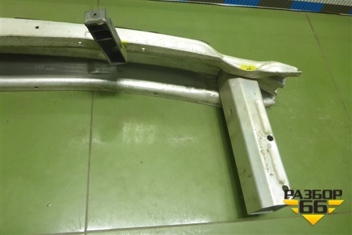 Усилитель заднего бампера (8E0807313L) для Audi A4 (В6) с 2000-2006г (А4)