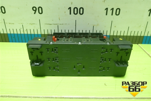 Блок комфорта (3C8937049E) для Volkswagen Passat-CC с 2008г (Пассат ЦЦ)
