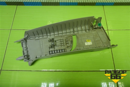 Обшивка стойки центральная верхняя левая (95037507) для Chevrolet Aveo (Т300) с 2011г (Авео Т300)