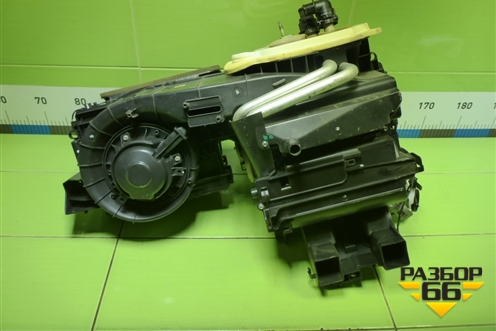 Корпус отопителя (в сборе с мотором) (95152962) для Chevrolet Aveo (Т300) с 2011г (Авео Т300)