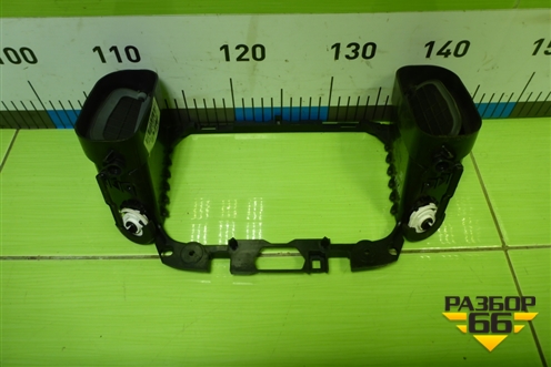 Дефлектор воздушный центральный (8450031429) для VAZ Vesta/Веста с 2015г