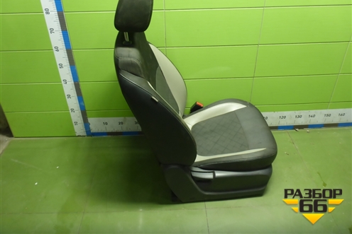 Сиденья комплект (универсал, AIR BAG и подогрев) для VAZ Vesta/Веста с 2015г