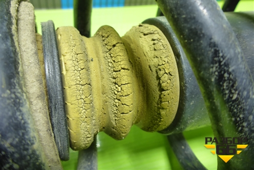 Амортизатор передний правый (8450033432) для VAZ Vesta/Веста с 2015г